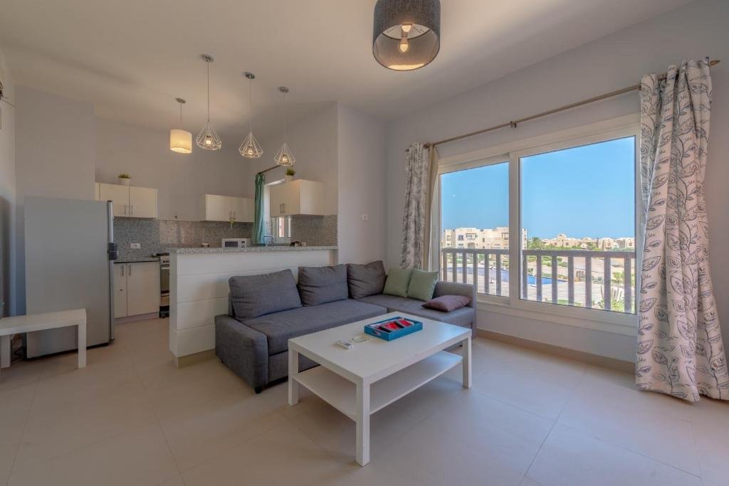 Эль-Гуна: Lagoon View 1BR Apartment in Waterside El Gouna