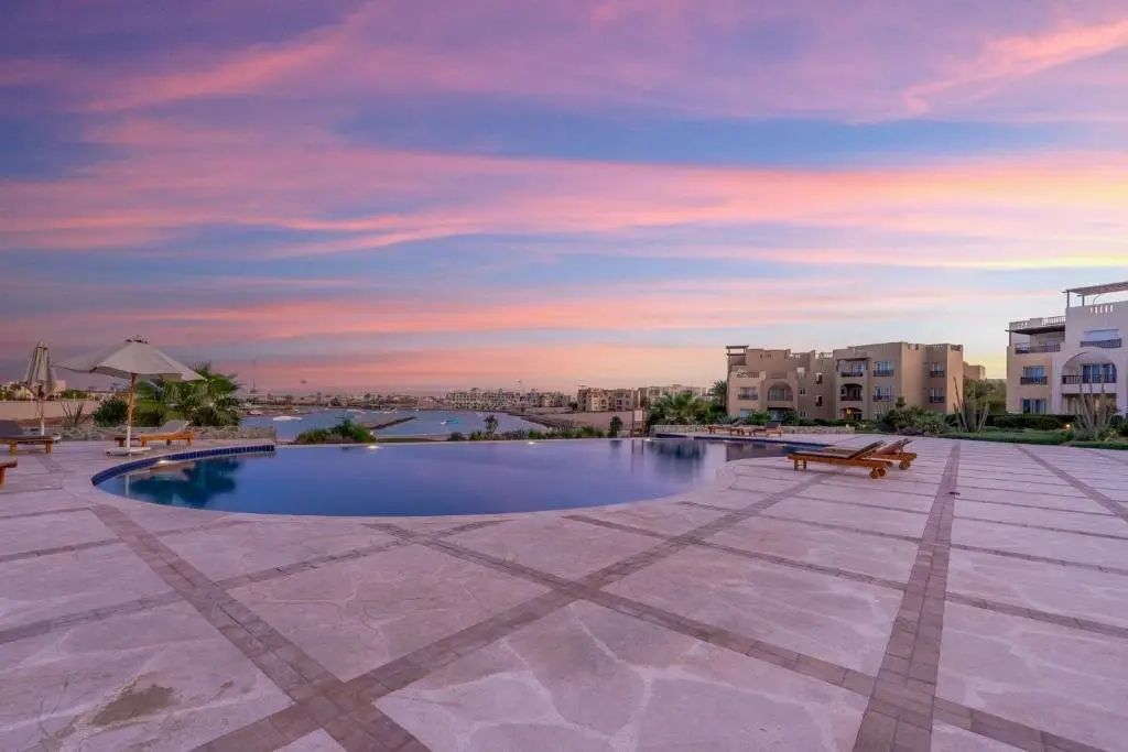 Эль-Гуна: Lagoon View 1BR Apartment in Waterside El Gouna