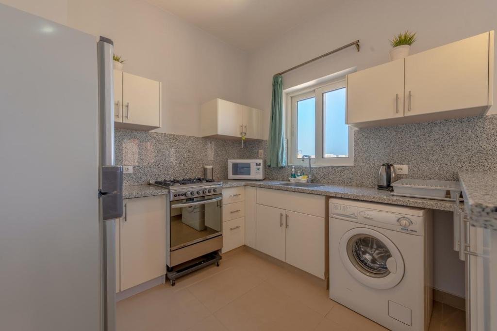 Эль-Гуна: Lagoon View 1BR Apartment in Waterside El Gouna