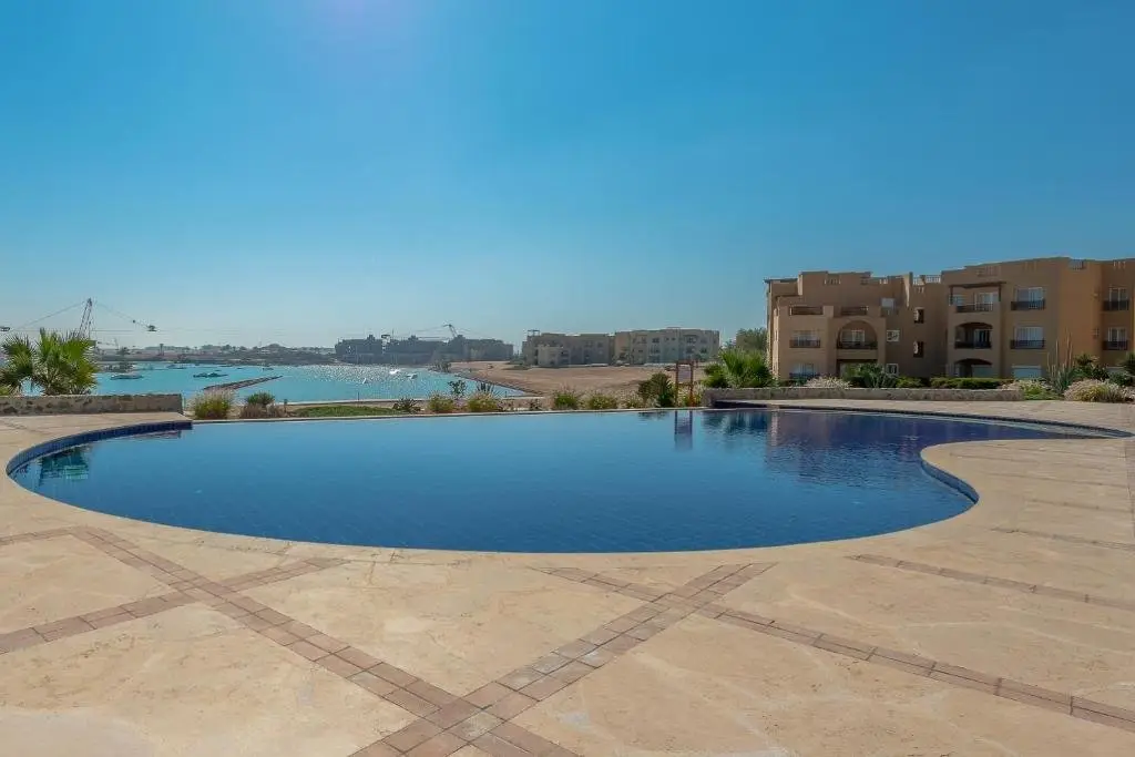 Эль-Гуна: Lagoon View 1BR Apartment in Waterside El Gouna