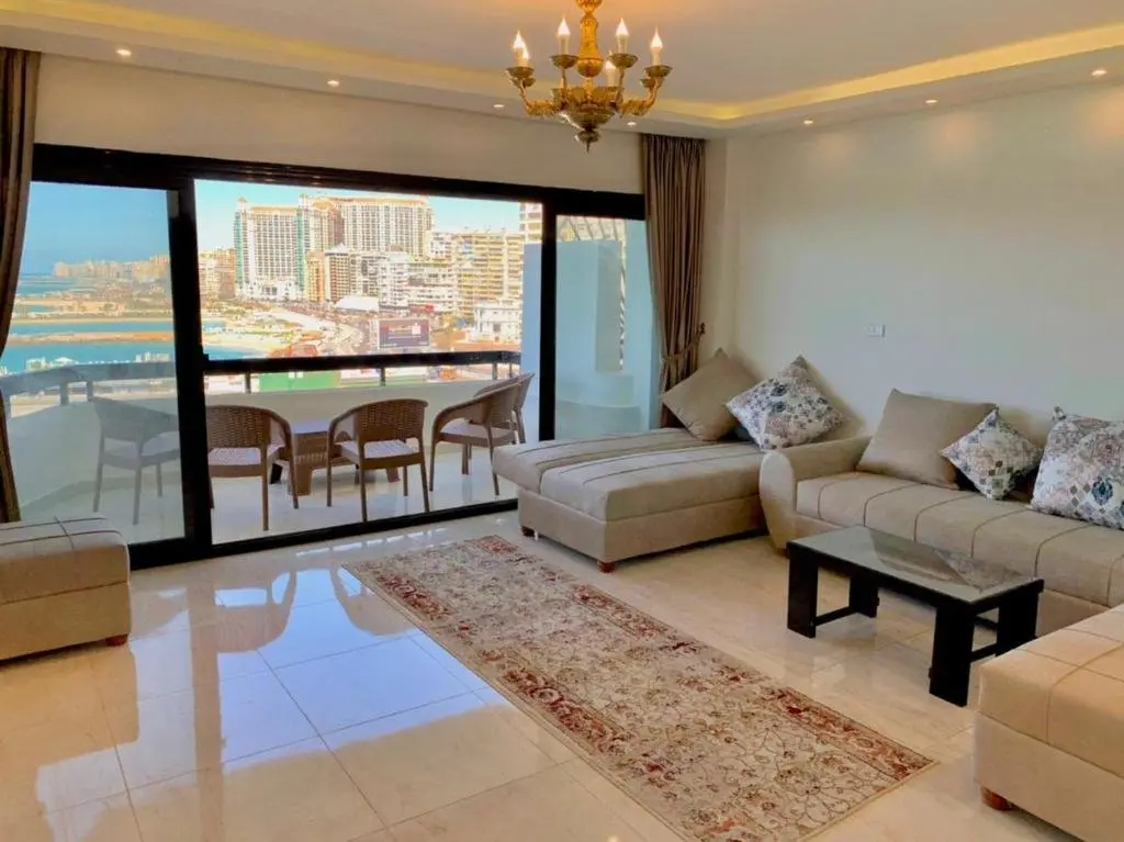 Александрия: Alexandria Luxury Apartments Gleem 1 Direct Sea View