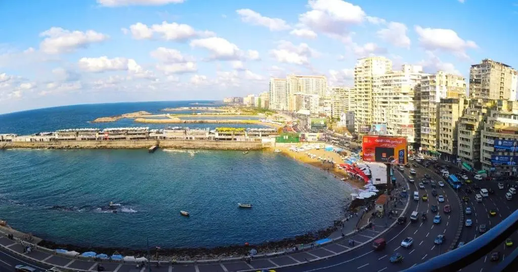 Александрия: Alexandria Luxury Apartments Gleem 1 Direct Sea View