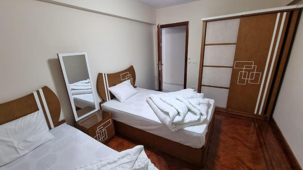 Александрия: Alex sea view apartment - families only