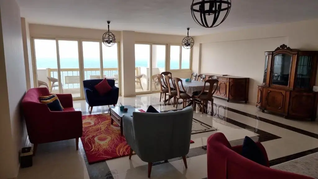 Александрия: Alex sea view apartment - families only