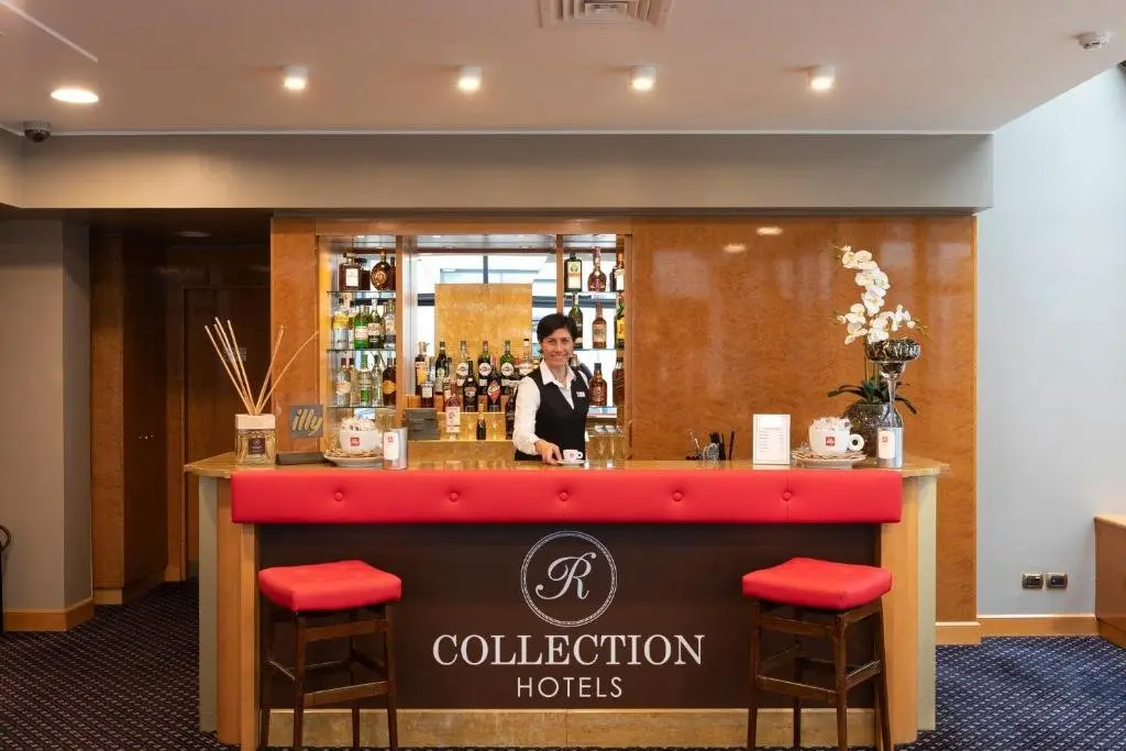 Бейнеу: City Life Hotel Poliziano