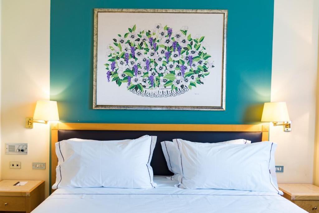 Бейнеу: City Life Hotel Poliziano