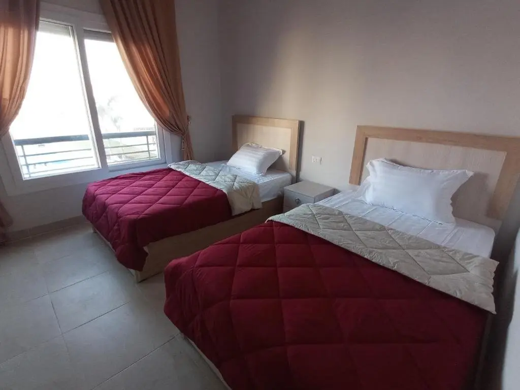 Мерса-Матрух: لونج ايلاند مطروح long Island matrouh families only