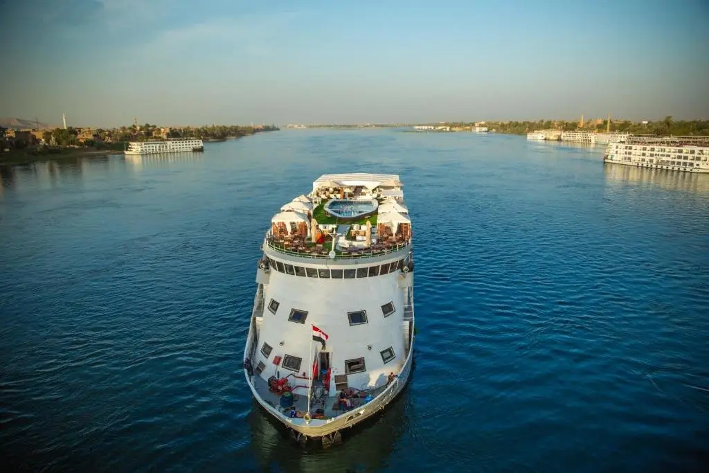 Луксор: Champollion II 5 Stars Nile cruise