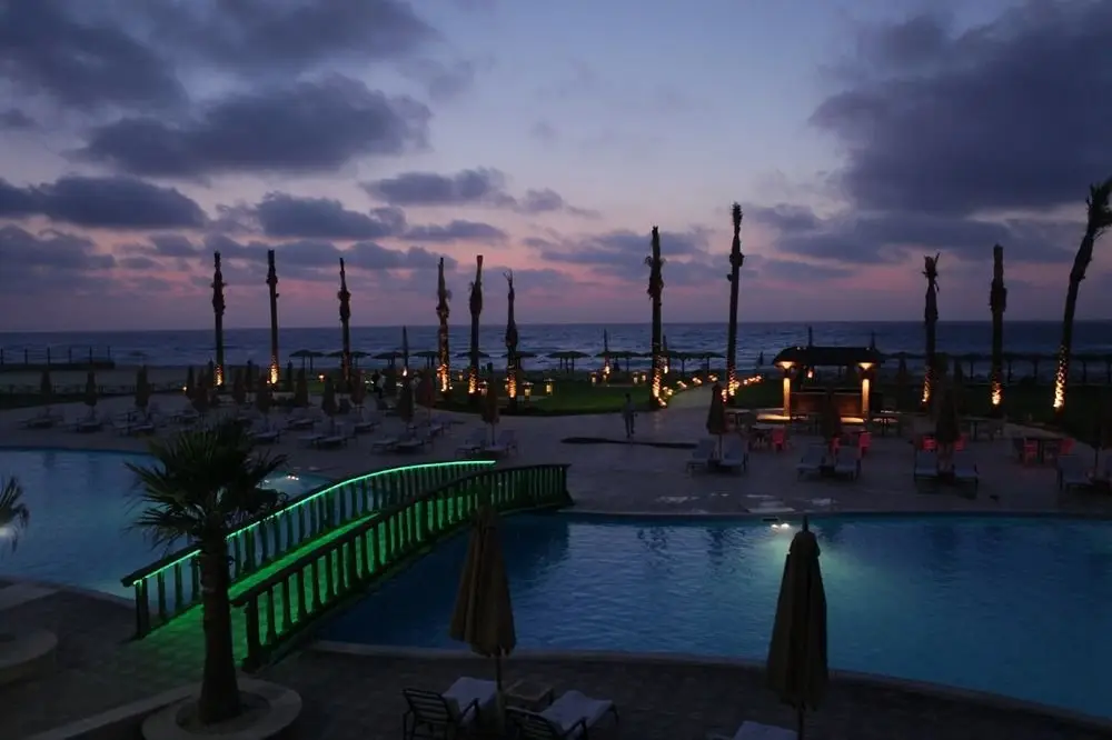Борг-эль-Араб: Hilton Borg El Arab