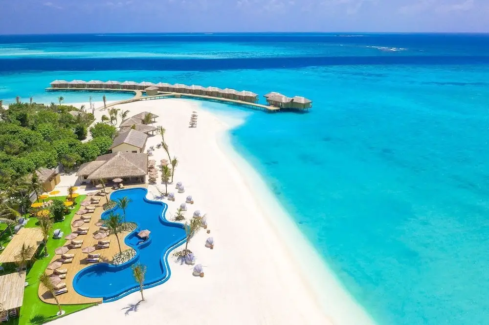 Раа Атолл: You And Me By Cocoon Maldives CACHE transfer included