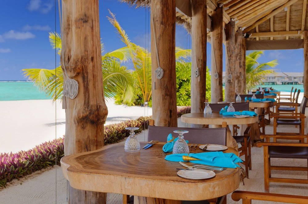 You And Me By Cocoon Maldives CACHE transfer included — фото 1