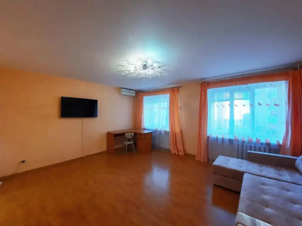 Тюмень: AtmaHouse на улице Мельникайте 125А