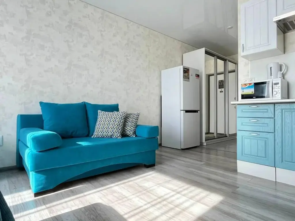 Тюмень: Romlex Apartments (Ромлекс) на улице Вице-адмирала Воронцова 9