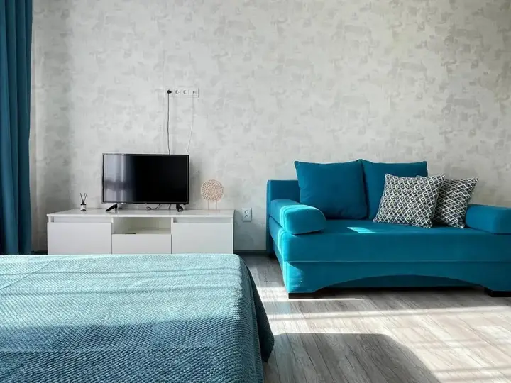 Тюмень: Romlex Apartments (Ромлекс) на улице Вице-адмирала Воронцова 9
