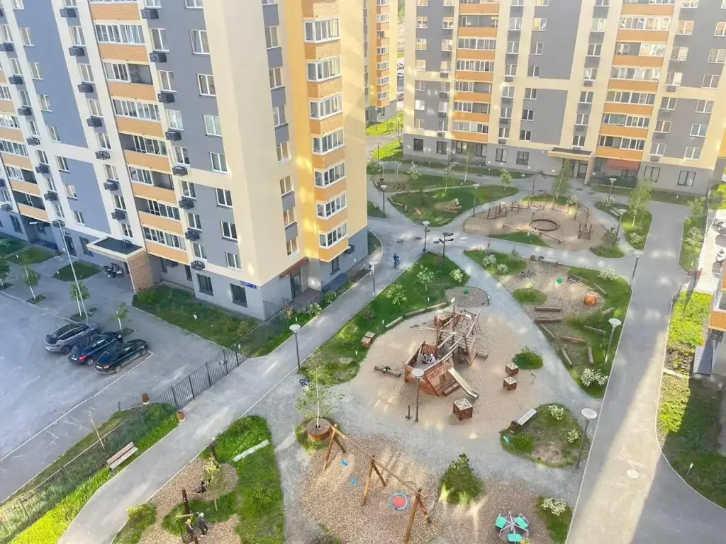 Тюмень: Romlex Apartments (Ромлекс) на улице Вице-адмирала Воронцова 9