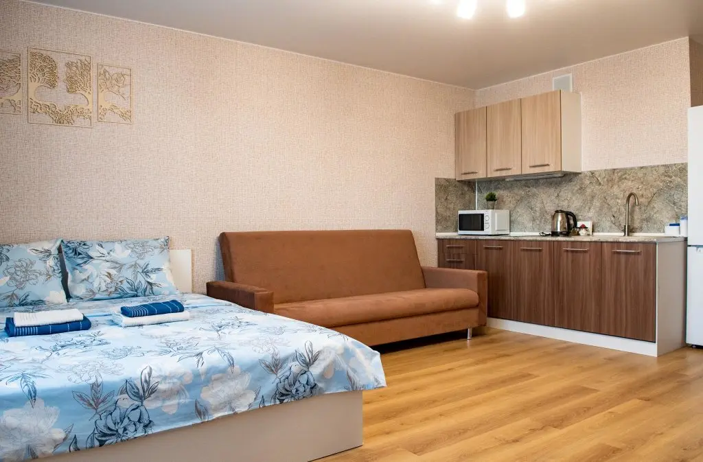 Тюмень: Romlex Apartments (Ромлекс) на улице Сидора Путилова 45