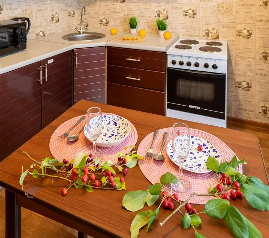 Тюмень: Ihome на улице Энергостроителей 25 корпус 1