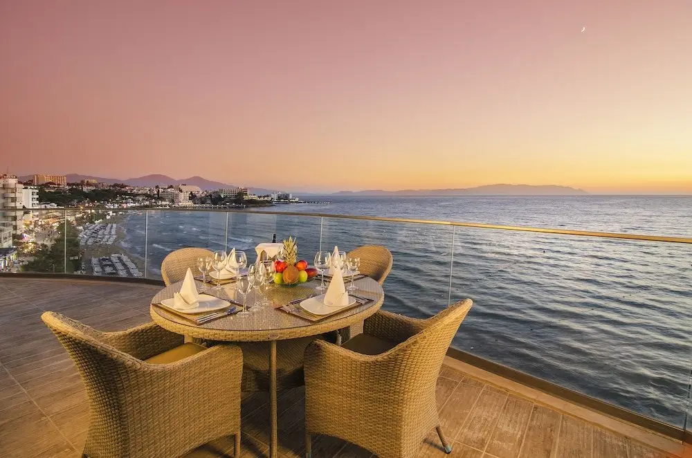 Кушадасы: Ladies Beach Suite Hotel