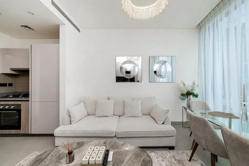 Апартаменты Modern 1bdr at Sobha Waves — фото 1