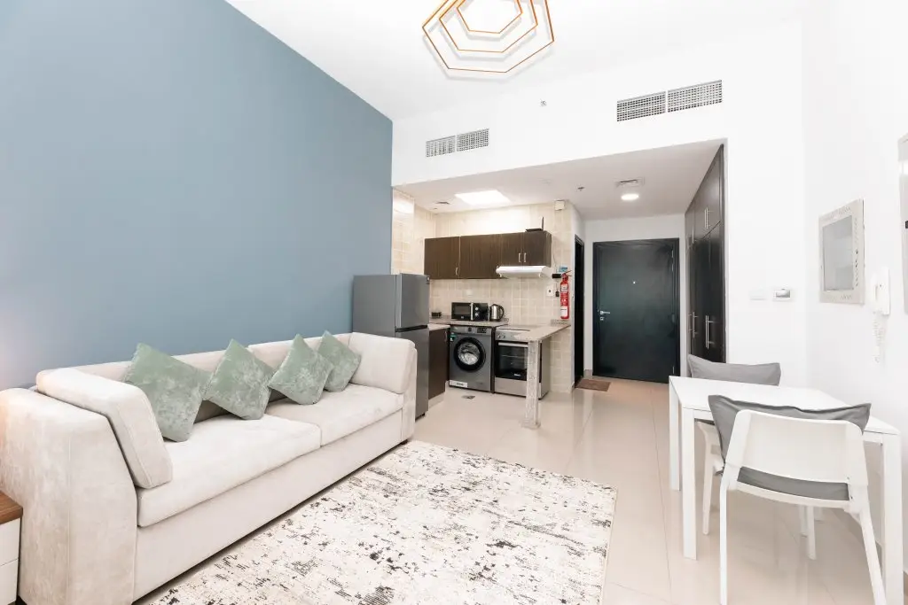 Дубай: Апартаменты Urban Caves - Stylish Condo Near Marina Walk With City Views