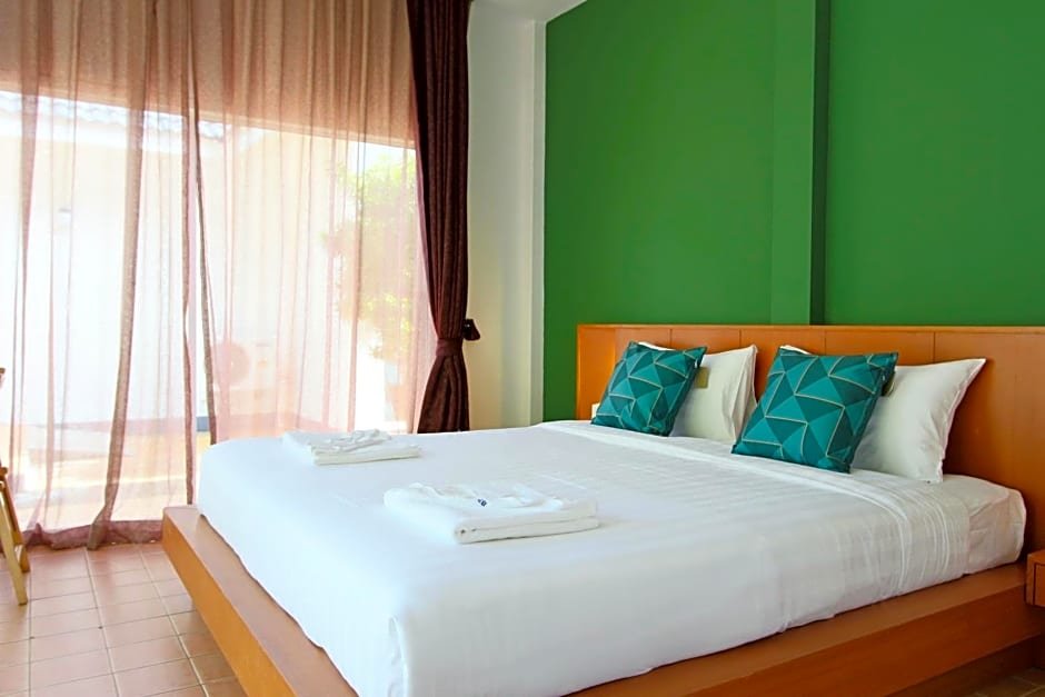 Муанг: Blue Palm Kata Resort