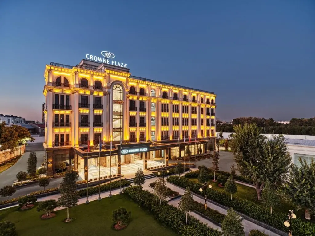 Ташкент: Hotel Crowne Plaza Tashkent, an IHG Hotel
