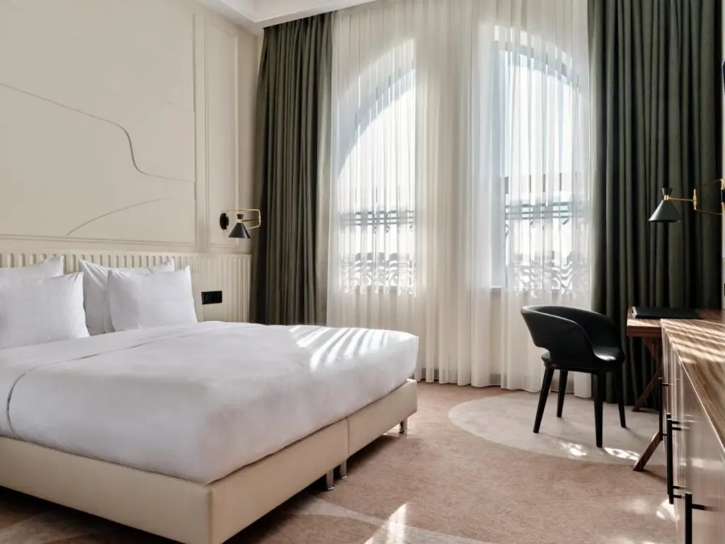 Ташкент: Hotel Crowne Plaza Tashkent, an IHG Hotel