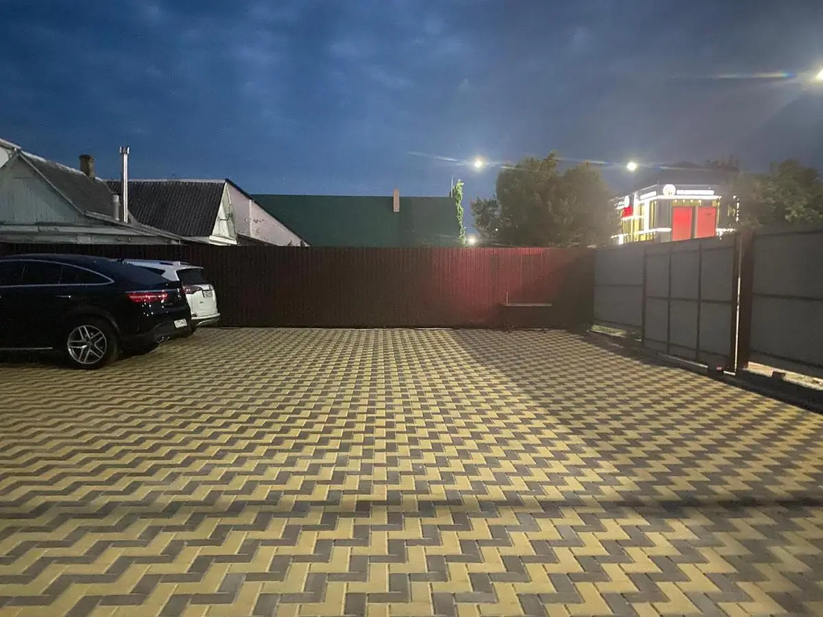 Геленджик: Ghouse