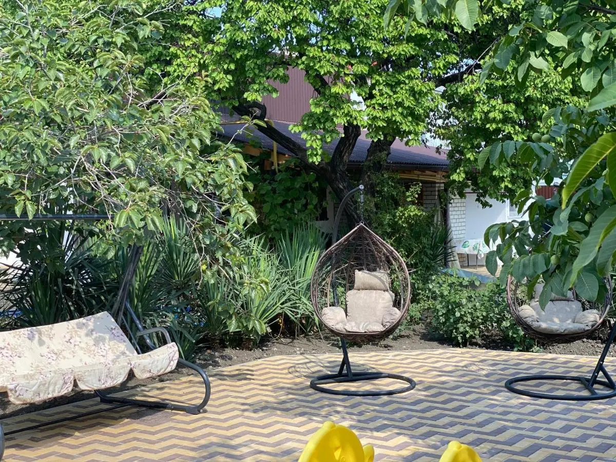 Геленджик: Ghouse