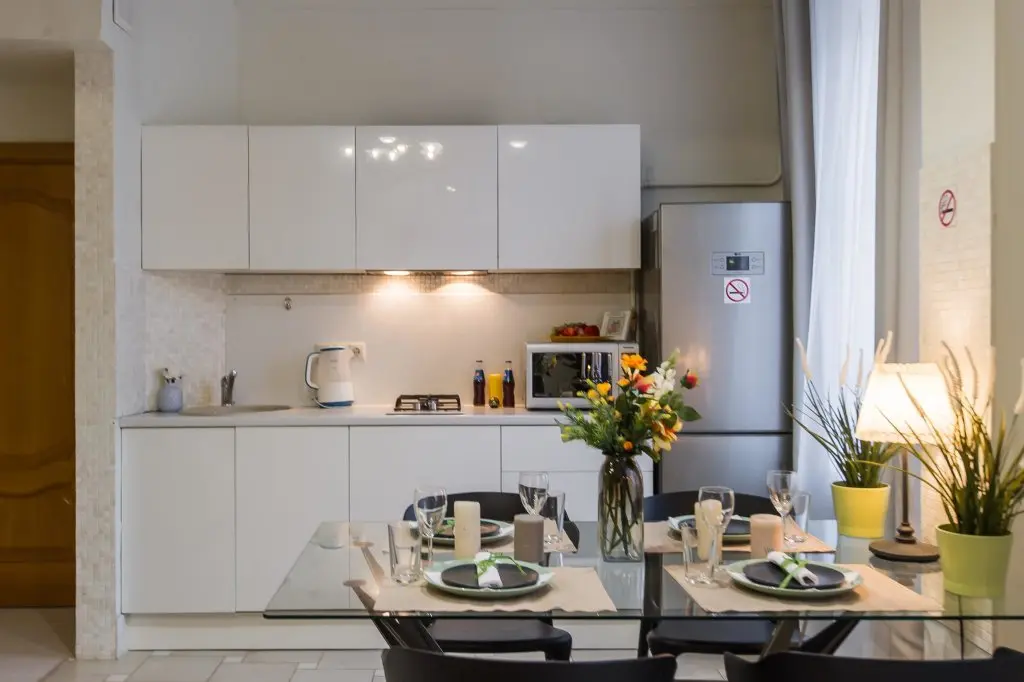 Москва: GMApartments (ДжиЭмАпартментс) на площади Смоленская-Сенная
