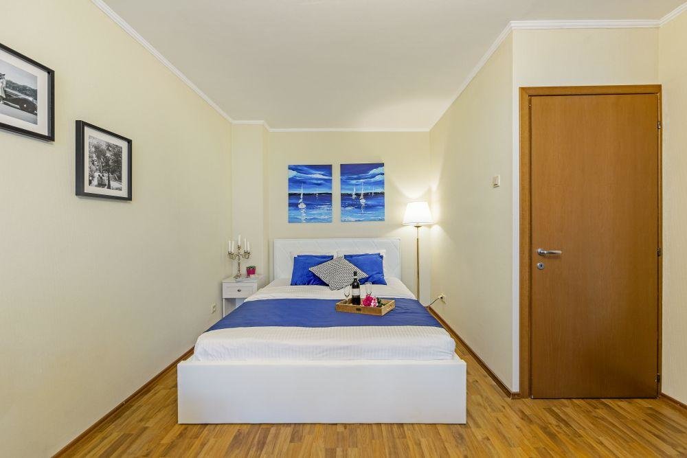 Москва: GMApartments (ДжиЭмАпартментс) на улице Черняховского