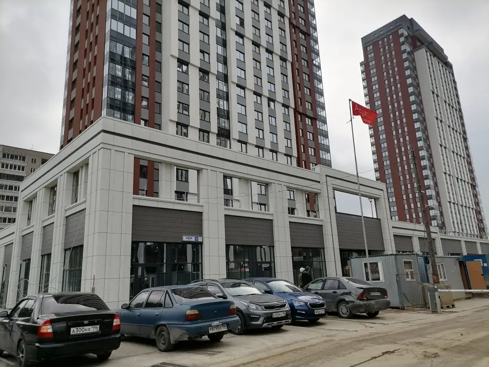 Екатеринбург: Квартира на Азина 25