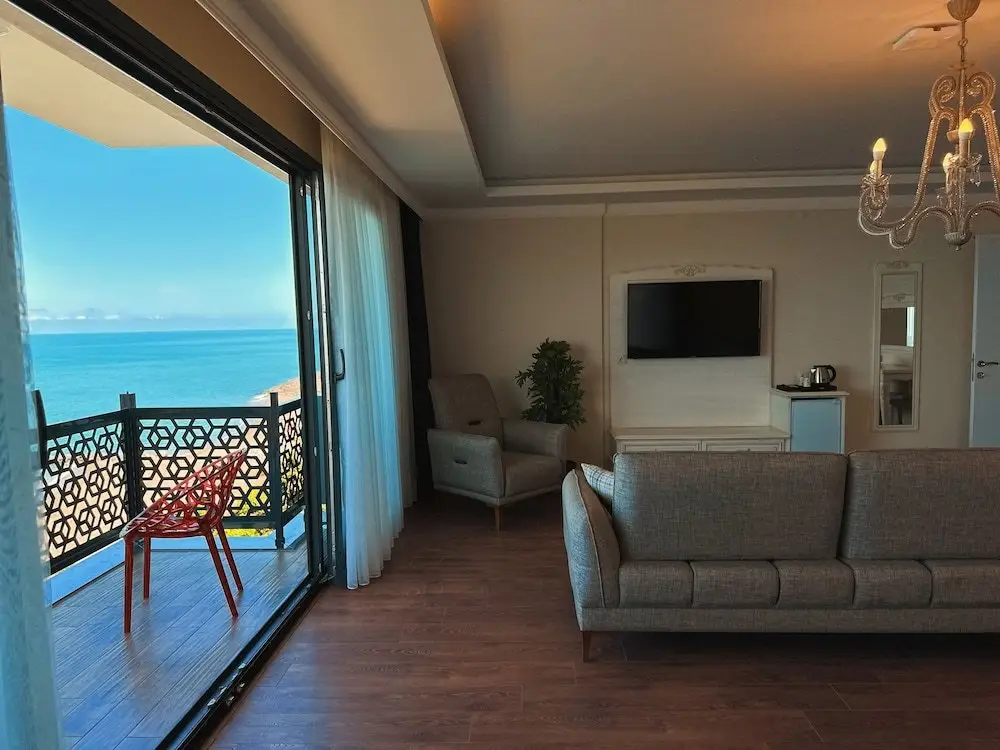 Трабзон: Bi̇li̇ri̇s Hotel