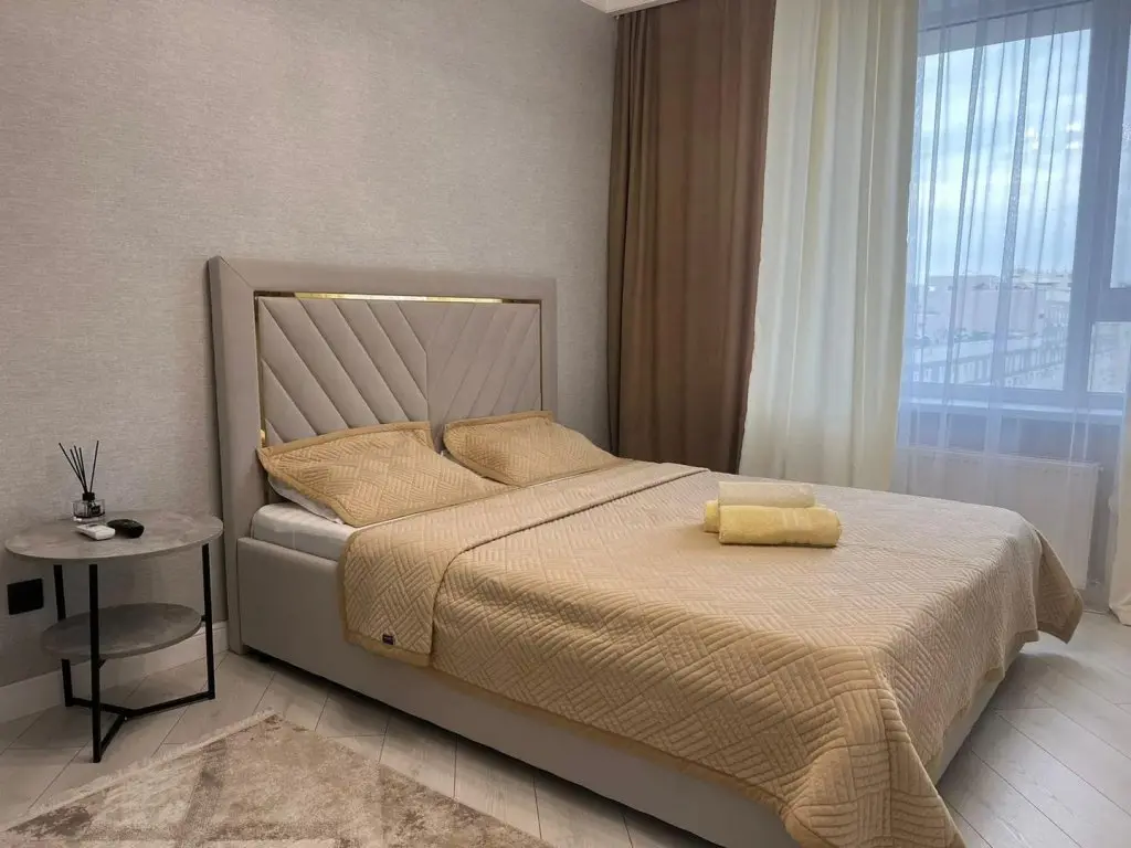 Астана: Venera Apartments (Венера Апартаментс) на проспекте Кабанбай Батыра 38/2