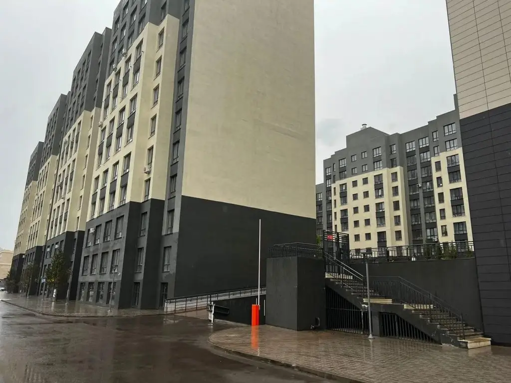 Астана: Venera Apartments (Венера Апартаментс) на проспекте Мангилик Ел 40/2