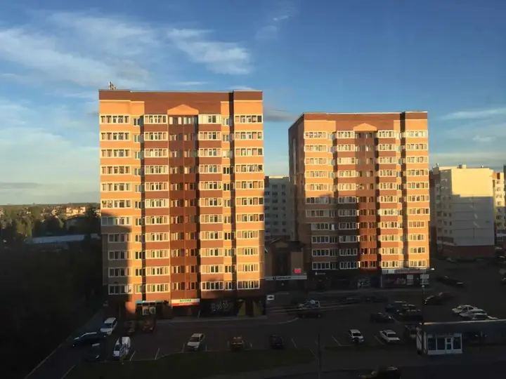 Великий Новгород: Квартира в новом многоэтажном доме