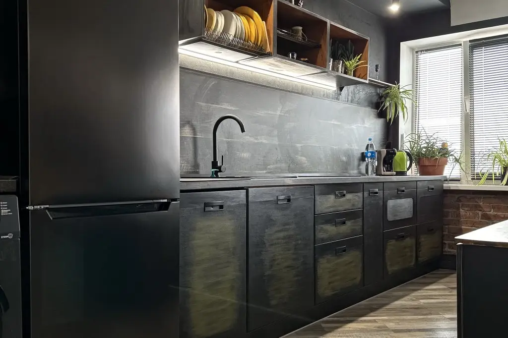 Владивосток: Квартира Двухкомнатная в Стиле Loft с Видом на Бухту Золотой Рог