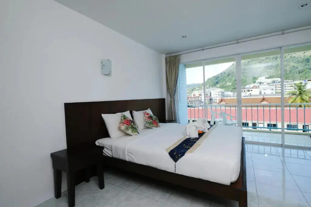 Кату: Kiwi Boutique Hotel