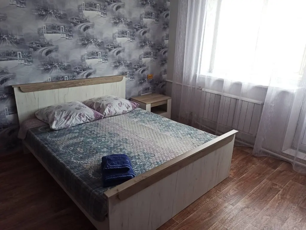 Кызыл: Апартаменты на Калинина 4