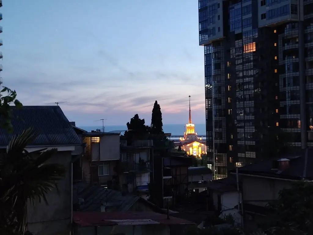 Сочи: Квартира Марисоль для семьи рядом с Мор.портом