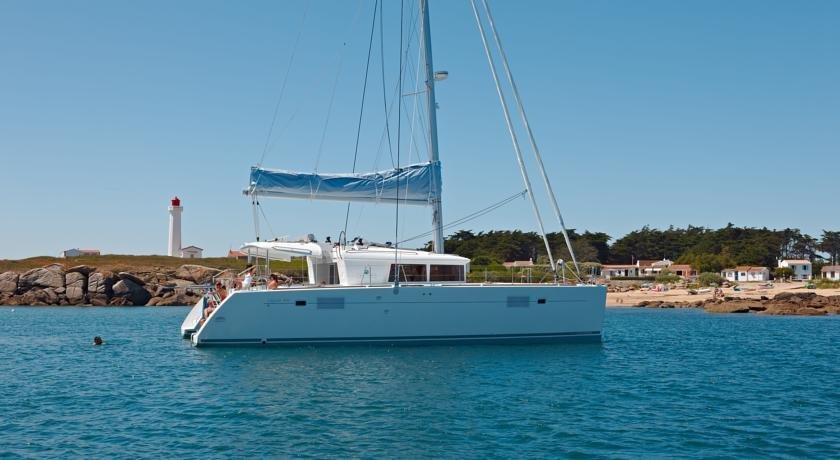 Тхаланг: Bliss Boutique Yachting - Phuket