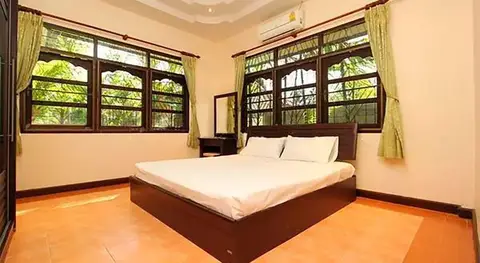 Beautiful Detached House Thai style — фото 1