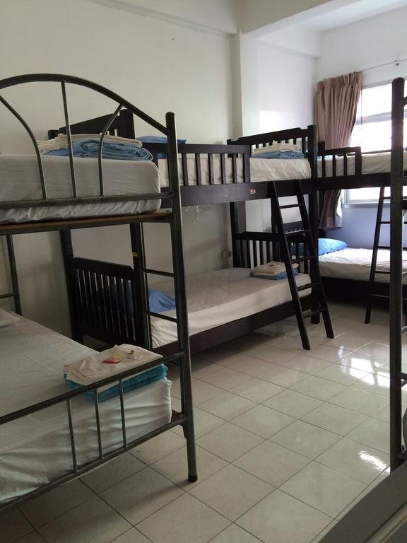 Кату: Buddies Hostel