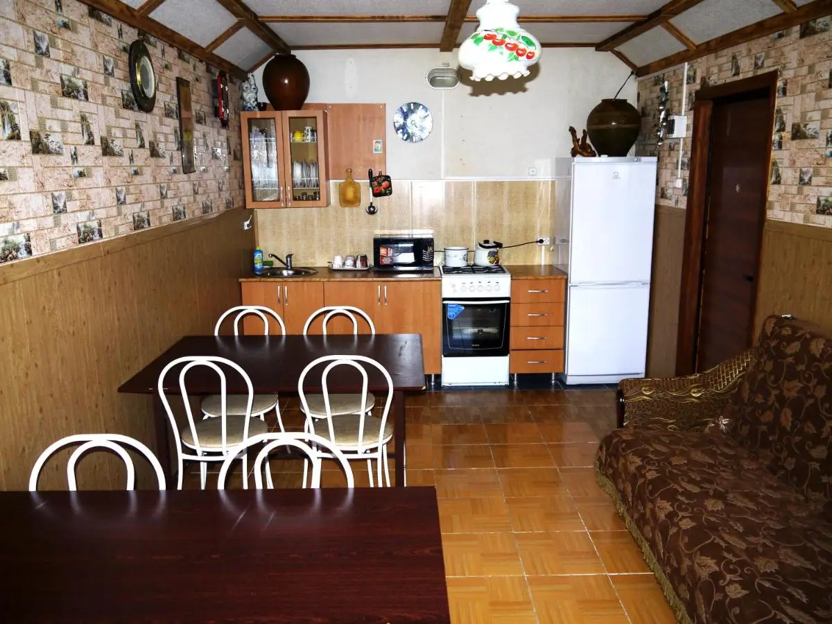 Каменномостский: Guest house Dom Turista