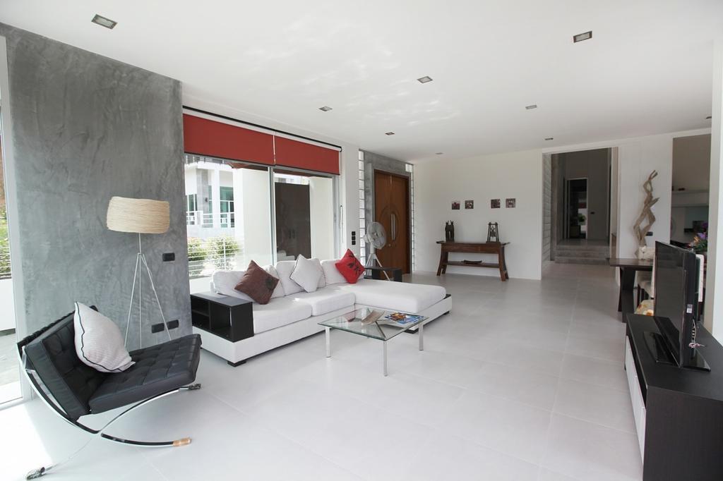 Пхукет: Sirirat Sea View Villa