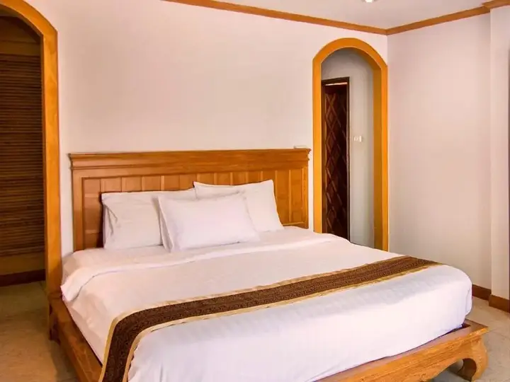 Паттайя: Grand Condo Lotus Pool Villa near the beach