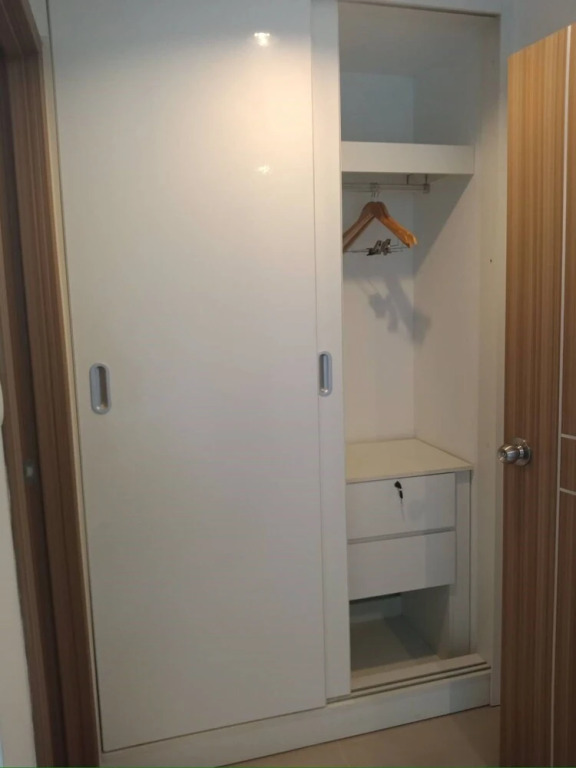 Royal Place Condominium — фото 1