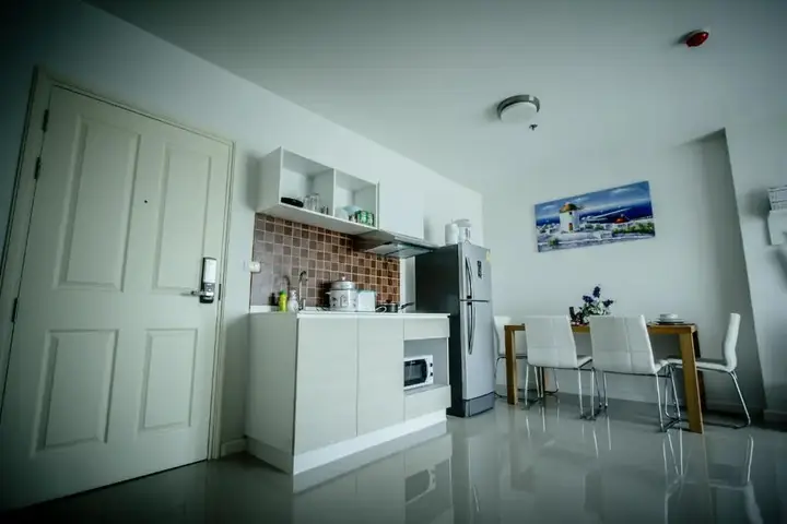 Хуахин: Baan Kiang Fah Apartment by Patcha
