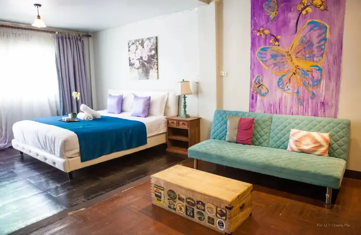 Чиангмай: Baan Phrasing Guesthouse (Sunday Night Market)