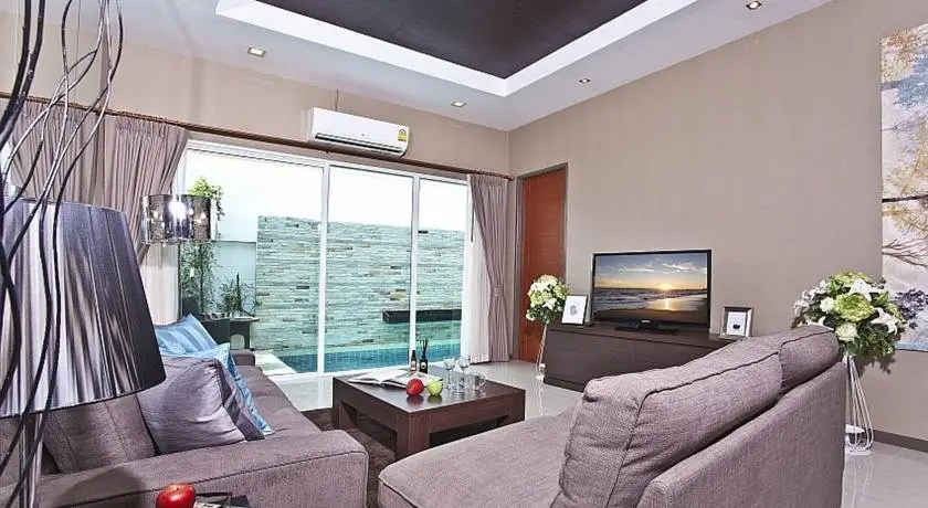 Паттайя: Villa Elysia No. B01